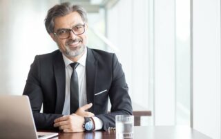 Qu'est-ce qu'un mandataire et quel est son rôle ?