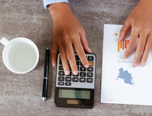 Comment calculer son allocation chômage en France : les critères et formules à connaître